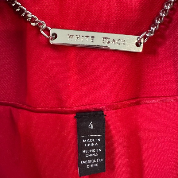 NWOT WHBM  Sz 4 Red Stretch blazer. High quality and perfect for the holidays. - Picture 5 of 6